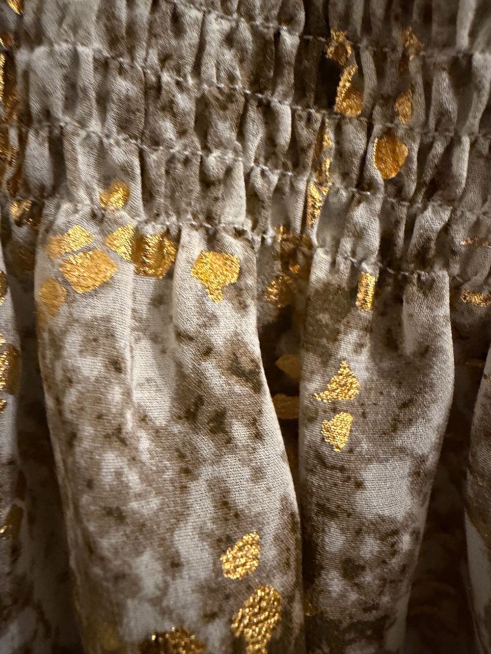 THML Metallic Gold & Tan Smocked Ruffle Top - Picture 3 of 4
